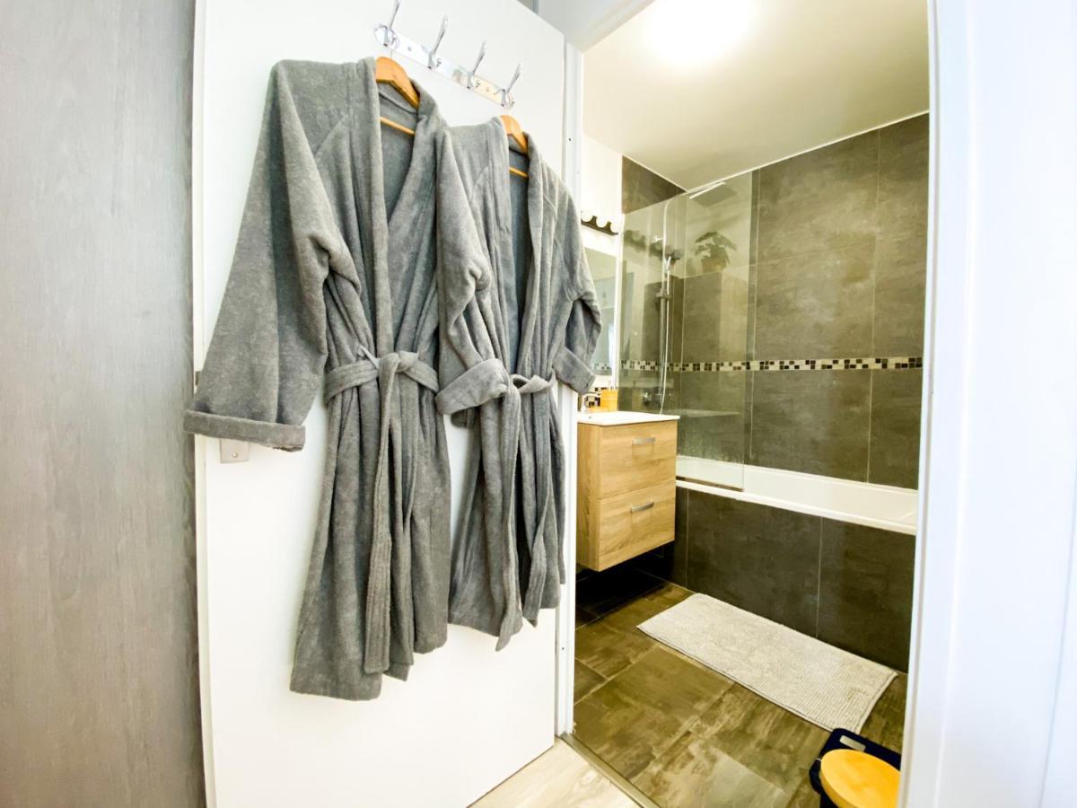 The Grey House - Parking - Piscine - Rer A 6 Min Apartment Bussy-Saint-Georges Exterior photo